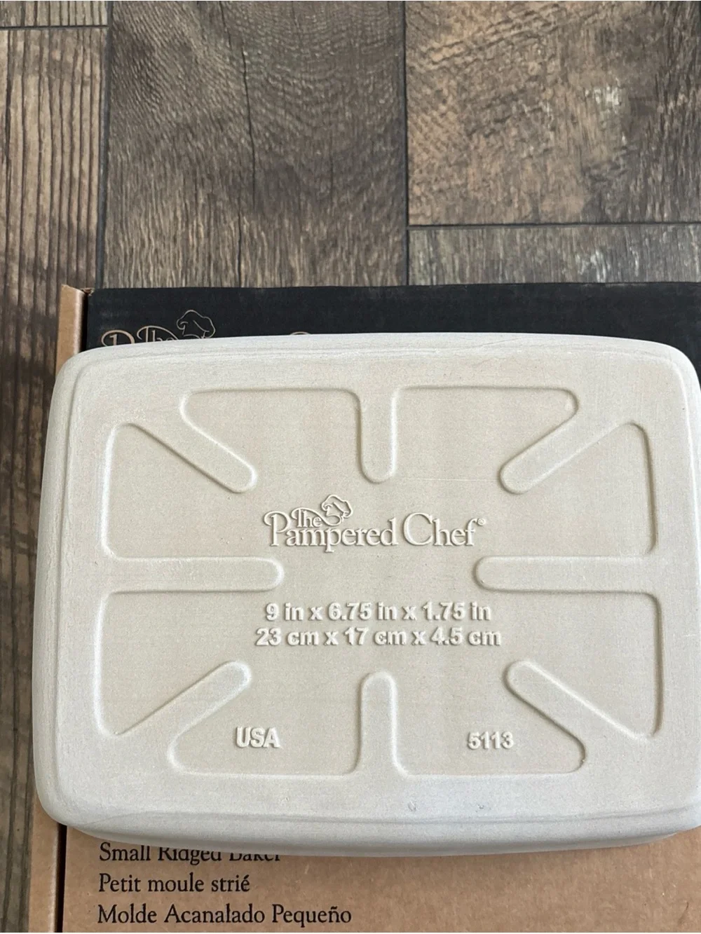 NEW Pampered Chef Small Ridged Baker 1342 9x6.75 Stoneware Baking Dish, USA